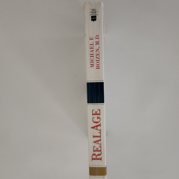RealAge book by Michael F. Roizen, M.D. - Picture 2 of 7